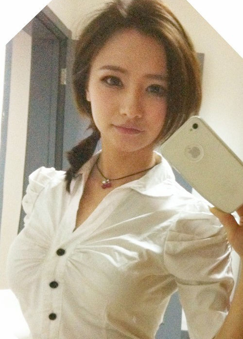 电竞女神Miss曝光绝美写真