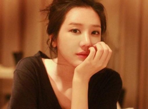 少白头可多按摩头皮 <em>白发</em>不会越拔<em>越多</em>--人民网