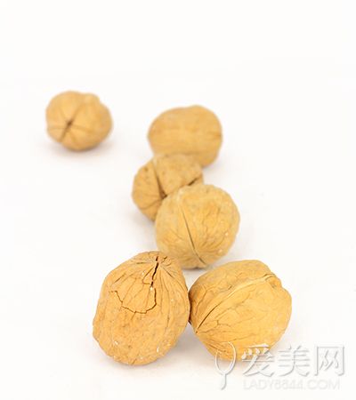 支招健康午餐:营养新搭 美颜又养身