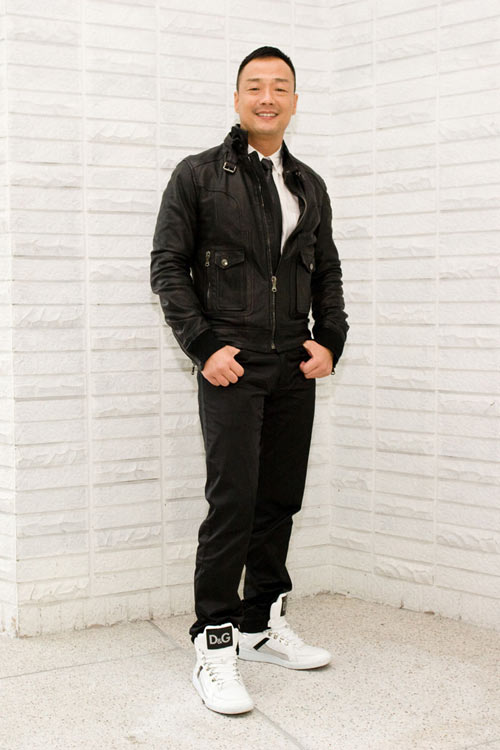 47岁香港男星王喜永不结婚 后悔称应要个孩子