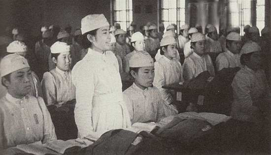 罕见照片:解放军部队里的日本女护士