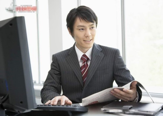 实拍留守海外的中国<em>女人</em> 空虚<em>寂寞</em>却不愿离开