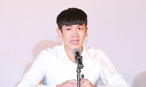 柯震东准备演讲崩溃大哭 九把刀:满烂的