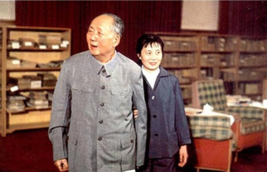 自古英雄爱<em>美人</em> 揭秘<em>毛</em>泽东最欣赏十位<em>女性</em>最
