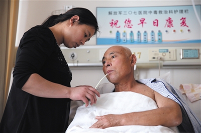 一家五口铊中毒 <em>头发</em>大量<em>脱落--上海</em>频道--人民