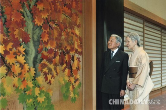 日本天皇迎81岁生日 皇宫公布天皇夫妇最新照