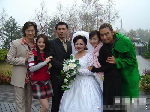 王思聪女友张予曦刘翔妻子葛天 龙套女星上位