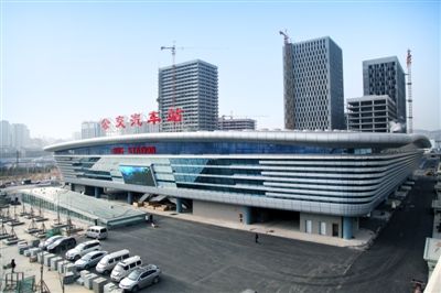 西宁火车站进出路线图