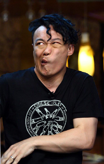 Angelababy趴地求票房 明星自黑照大曝光