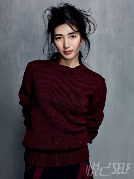 胡歌江疏影恋情曝光 江疏影背景资料写真照片