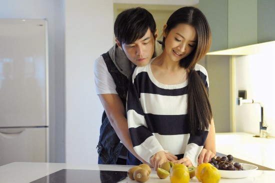 周杰伦调侃与林依晨拍MV:跟人妻合作压力蛮大