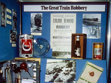 英将展出开膛手杰克亲笔信