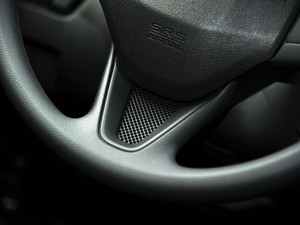  ɶ 2014 1.5L LX CVT