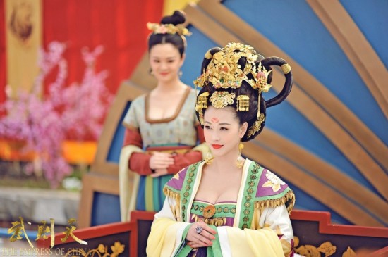《武媚娘传奇》娘娘宫女清一色性感<em>美女</em> 范冰
