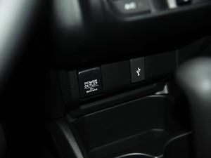  ɶ 2014 1.5L LX CVT
