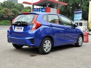  ɶ 2014 1.5L LX CVT