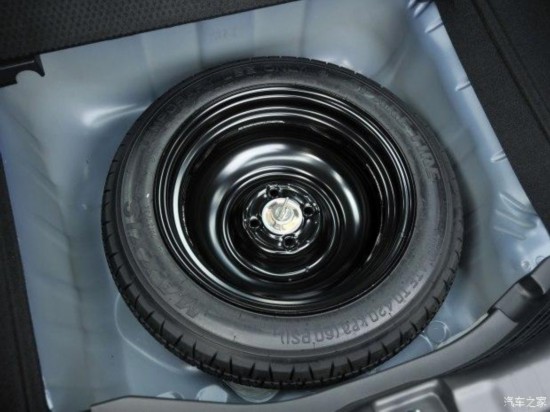  ɶ 2014 1.5L LX CVT