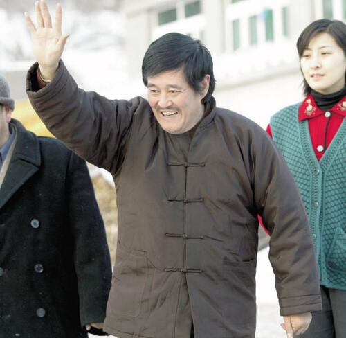 赵本山徒弟晒师父打球近照 澄清被抓传闻