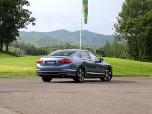 ���籾�� ˼��� 2015�� 2.4L ����