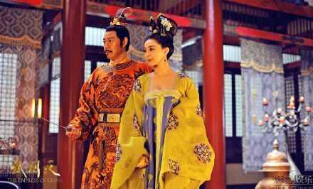 疑似回应《武媚娘传奇》停播 少女时期<em>影楼</em>照