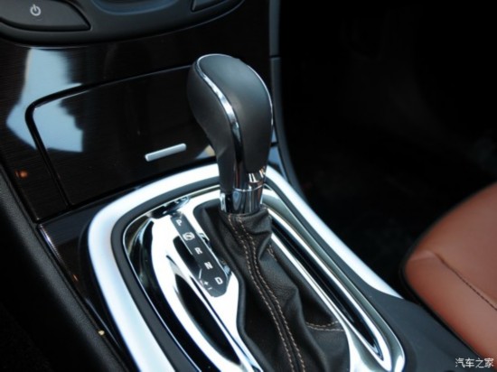 ͨ�ñ�� ���� 2014�� 2.0T GS�����˶���