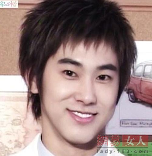 韩艺瑟整容变化惊人 盘点麻雀变凤凰的明星