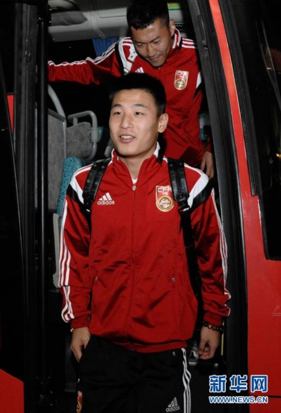 国足出征亚洲杯 信心满满--甘肃频道--人民网