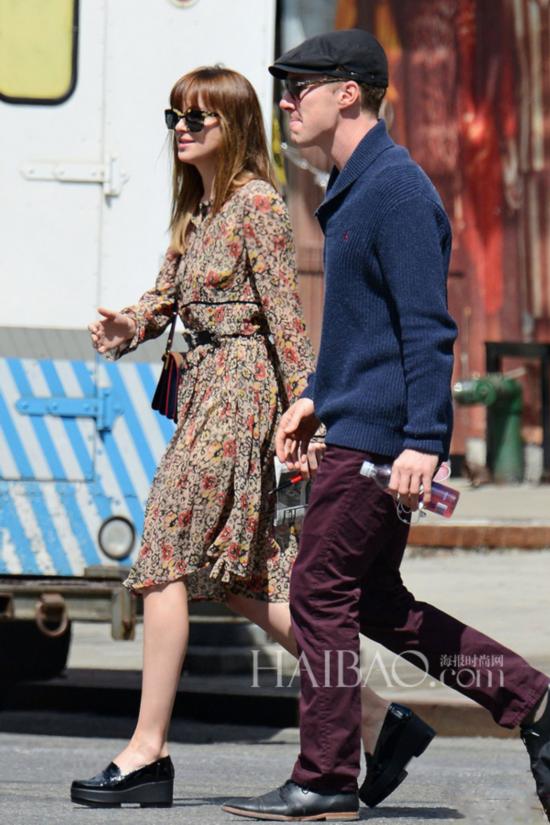 ʱ56գϿء (Benedict Cumberbatch) 24ĴԼѷ (Dakota Johnson) ŦԼֹ͡