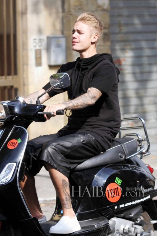 ʱ106գ˹͡Ȳ (Justin Bieber) VespaĦɺˡ