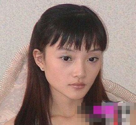 揭秘女星动刀整容部位 杨幂早期酷似水桶脸小