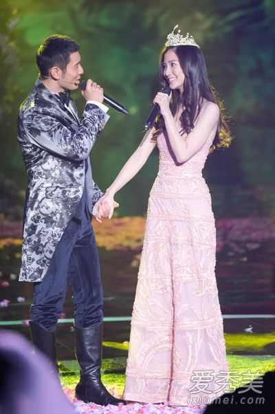 杨幂刘恺威黄晓明baby 明星情侣颜值衣品PK