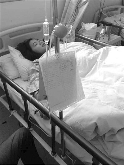 5名大学生结伴赴上海遇踩踏事件 一女生仍未找