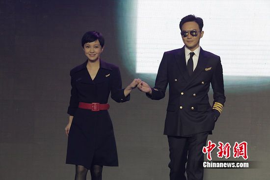 张智霖拍大尺度激情戏:和郭采洁会赤裸裸相对