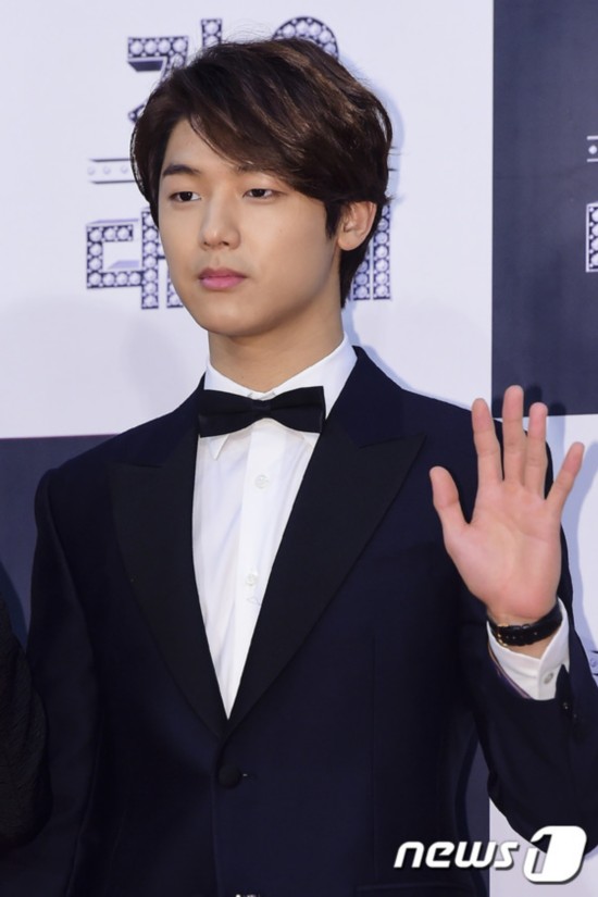 EXO金秀贤朴有天got7李钟硕金宇彬 韩国西装