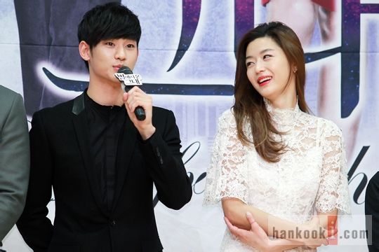 2014SBS演技大赏最强看点:金秀贤全智贤携手