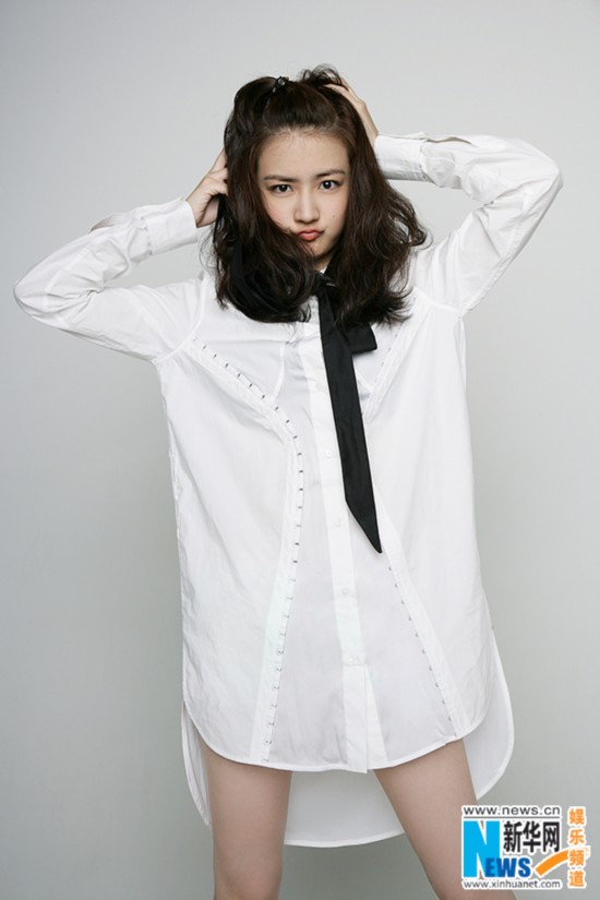 <em>美少女偶像</em>徐璐 2015新春白色恋人纯情写真--