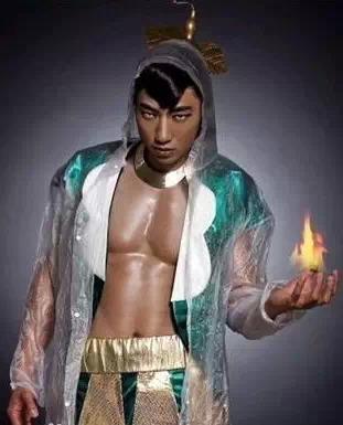 真人版《葫芦娃》毁童年 蛇精挤胸网友直呼换成大头贴