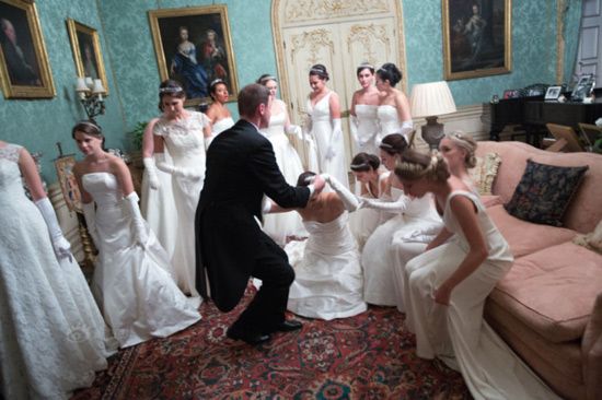 全球顶级名媛舞会 如何才能混到一张入场券