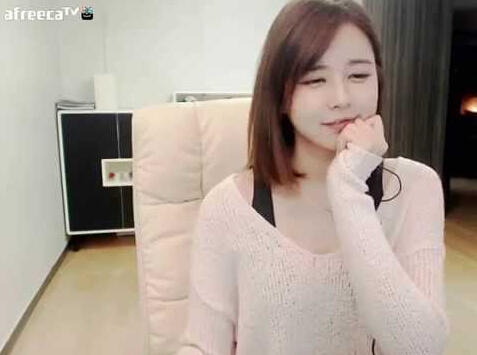 韩国女主播9个月赚3亿 从漫画里走出来的女神