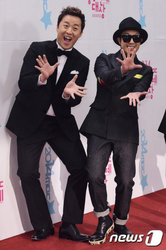 EXO金秀贤郑容和李钟硕金宇彬刘在石 韩国西