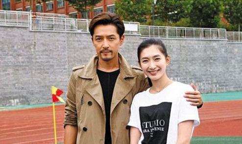 江疏影前男友系李小冉前任 娱圈三角恋分不清