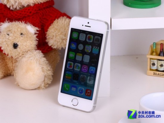 不足4K買行貨 蘋果iPhone5s商家促銷中 