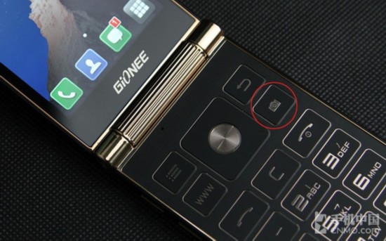 双触屏翻盖商务旗舰 金立天鉴W900评测