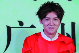 《重返20岁》鹿晗“妈妈”感慨：“鹿晗粉丝实在了得！”(图)