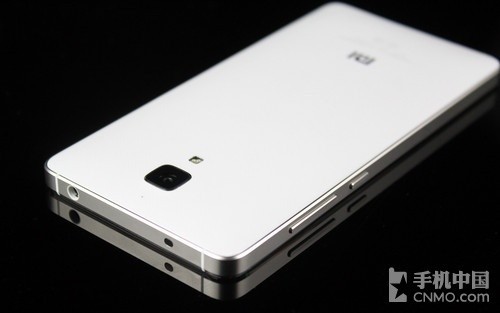 跳出价格战 看看国产2000元手机都在玩什么