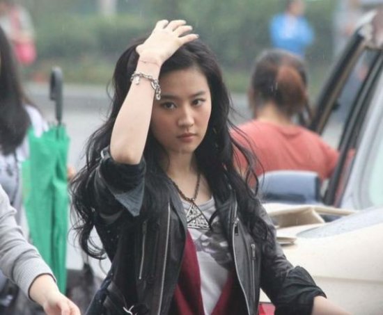 娱圈真正白富美:林志玲家族企业 韩雪红三代