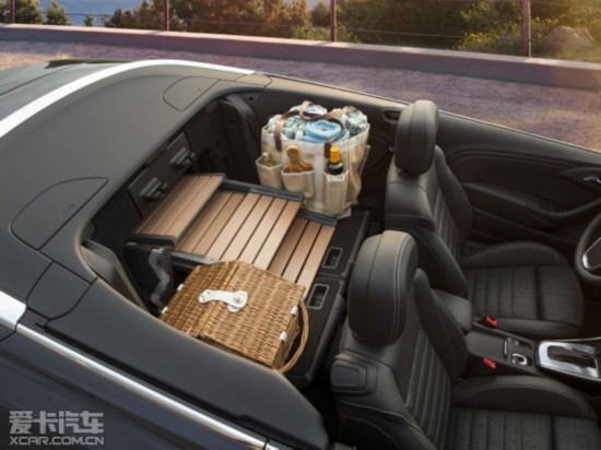 2016����Cascada��ͼ ��������չ�׷�