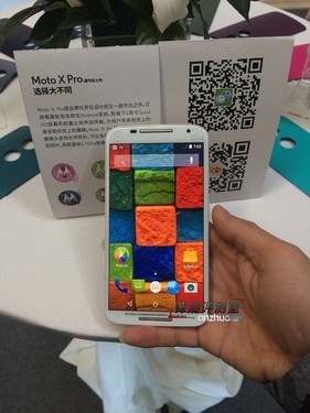 Moto X國行真機曝光 搭載聯想應用商店 