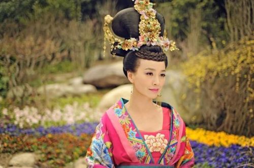 《武媚娘传奇》韦妃自杀观众：韦妃死的太冤，好舍不得！