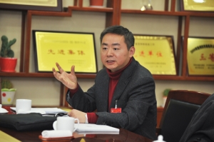 常州市政协委员讨论审议政协常委工作报告和提